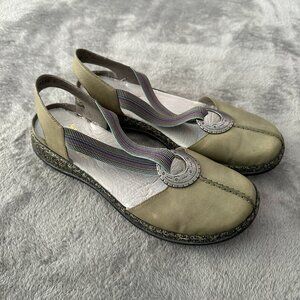 Reiker Green Closed Toe Shoes Anti-Stress Women's 40 US 9.5 10 Sandals